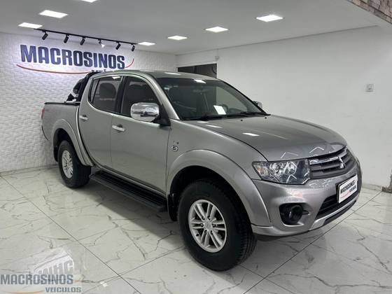 MITSUBISHI L200 TRITON 3.2 HPE 4X4 CD 16V TURBO INTERCOOLER DIESEL 4P AUTOMÁTICO